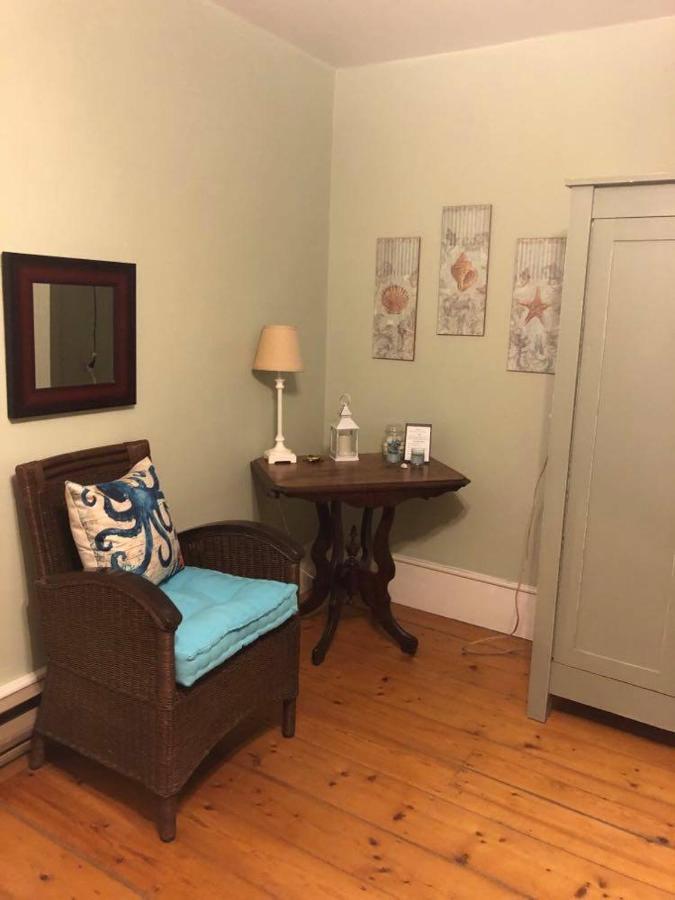 Fisherman'S Daughter B&B Mahone Bay Exteriör bild